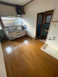 野村中町戸建て　賃貸の物件内観写真